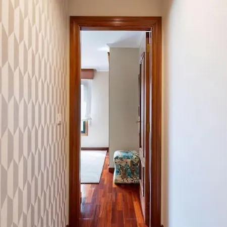 アパート Precioso Dos Con Garaje ヴィーゴ