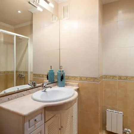 Precioso Dos Con Garaje Apartment Vigo