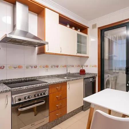 Precioso Dos Con Garaje アパート ヴィーゴ